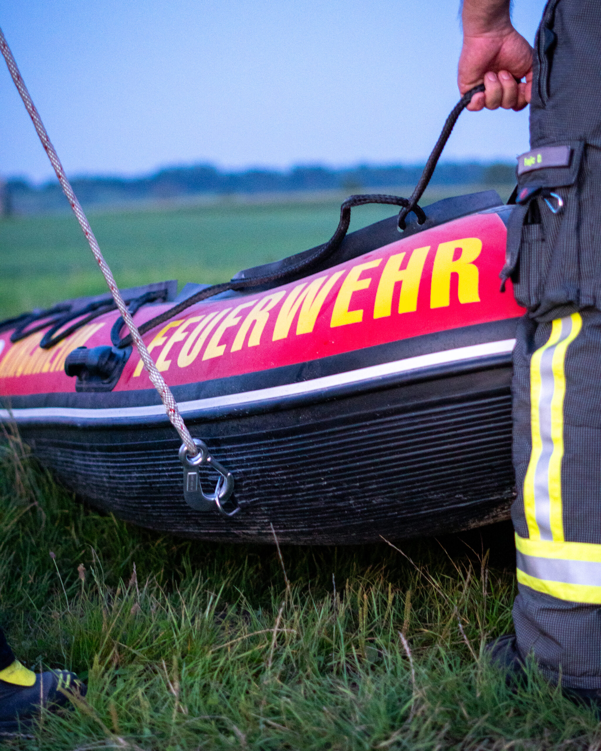 Feuerwehr stellt Rettungsboot offiziell in Dienst!